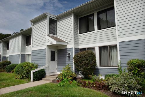 68-68 Lawson Ln, Ridgefield, CT, 06877-3967 | Card Image