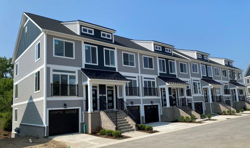 40-2783 Bristol Ridge Dr, Ann Arbor, MI, 48105-3170 | Card Image