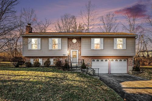 8376 Vicksburg Drive, Cincinnati, OH, 45249 | Card Image