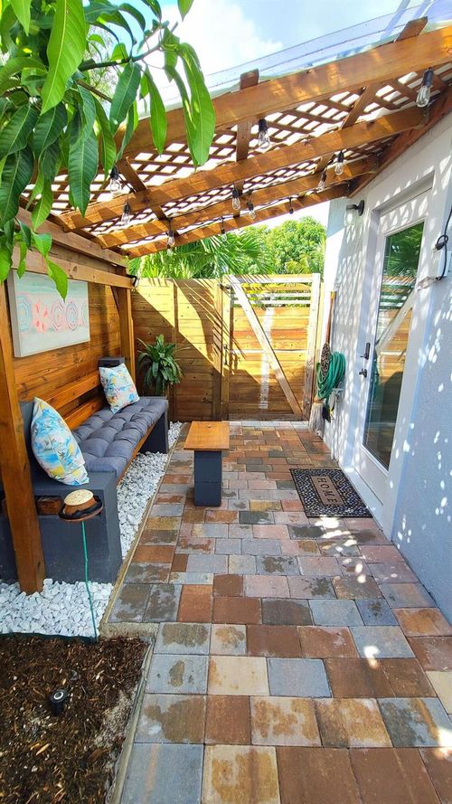 238 Jackson Ave, Greenacres, FL, 33463-3316 | Card Image