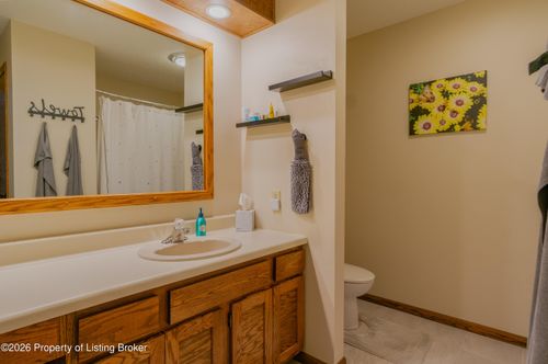 680 4th Ave E, Dickinson, ND, 58601-4419 | Card Image