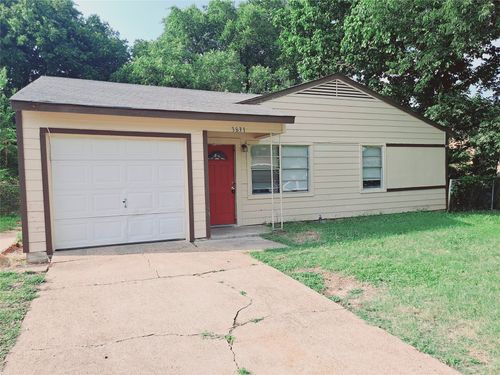 3831 Castle Hills Dr, Dallas, TX, 75241-4303 | Card Image