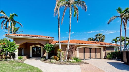542 67th St, HOLMES BEACH, FL, 34217-1201 | Card Image