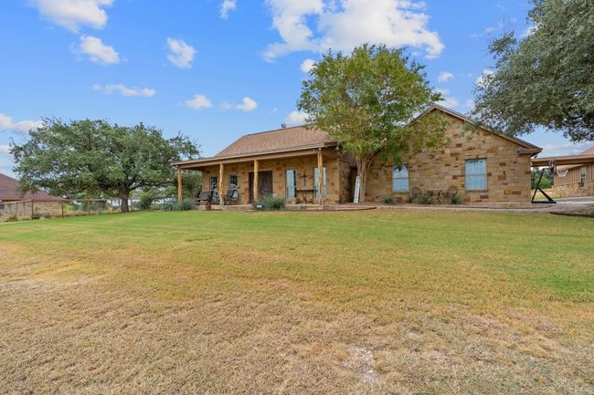 313 First Down Dash, House other with 4 bedrooms, 2 bathrooms and 6 parking in Burnet TX | Image 5