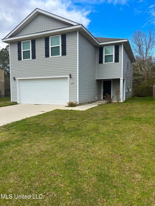 2113 Toulouse St, Ocean Springs, MS, 39564-3610 | Card Image