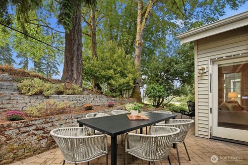 1-16015 67th Ln Ne, Kenmore, WA, 98028-4394 | Card Image