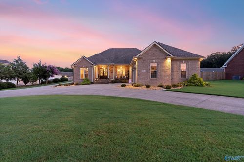 133 Woodfern Dr, Killen, AL, 35645-6871 | Card Image