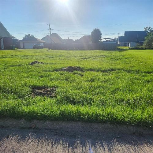 104 Buckingham St, La Place, LA, 70068-5228 | Card Image