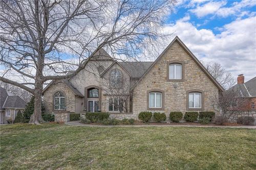 6810 W 132nd Ter, Overland Park, KS, 66209-3909 | Card Image