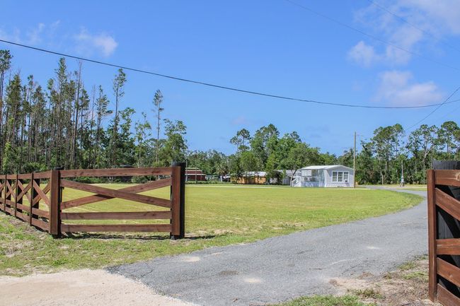 231 Ne Webb Ln, House other with 2 bedrooms, 2 bathrooms and 2 parking in Steinhatchee FL | Image 45