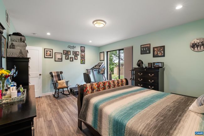APT-105 - 511 1 St St N, Condo with 2 bedrooms, 1 bathrooms and null parking in CHARLOTTESVILLE VA | Image 18