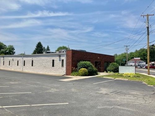 292 Waterman Ave, Smithfield, RI, 02917-4128 | Card Image