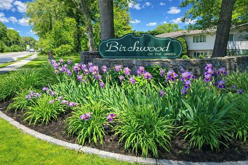 4426-4426 Wilshire Lane, Islip, NY, 11769 | Card Image