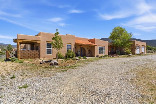 1127 Calle Del Oso, Taos, NM, 87571-6517 | Card Image