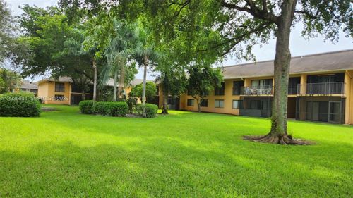 210-5981 Washington St, Hollywood, FL, 33023-1955 | Card Image