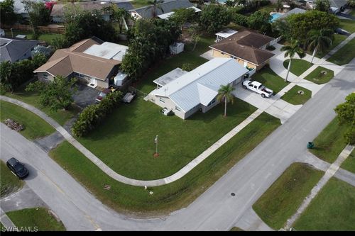 2600 Poinciana St, NAPLES, FL, 34105-2739 | Card Image