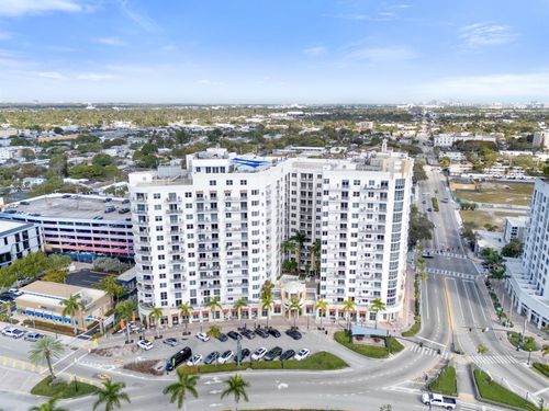 405-1830 Radius Dr, Hollywood, FL, 33020-7706 | Card Image