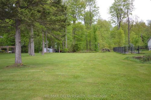 3671 Gendron Rd, Hammond, ON, K0A2A0 | Card Image