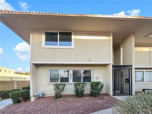 2578 Paradise Village Way, Las Vegas, NV, 89120 | Card Image