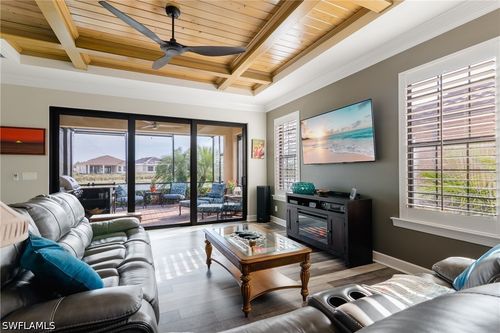 8438 Volaro Way, NAPLES, FL, 34114-2822 | Card Image