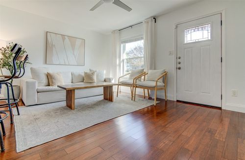 5212 Halmark Dr, Austin, TX, 78723-5422 | Card Image