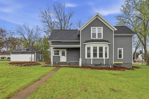 1602 S Division Street, NEW LONDON, WI, 54961 | Card Image