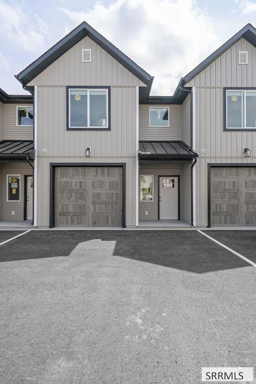 2698 Derrald Ave, Ammon, ID, 83406 | Card Image