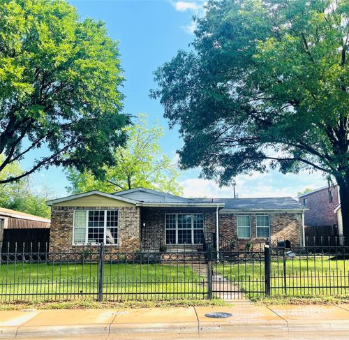 9539 Dale Glade Dr, Dallas, TX, 75217-2535 | Card Image