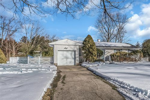 59 Charm City Dr, Port Jefferson Station, NY, 11776-1362 | Card Image