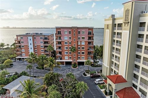 401-14813 Laguna Dr, FORT MYERS, FL, 33908-8120 | Card Image