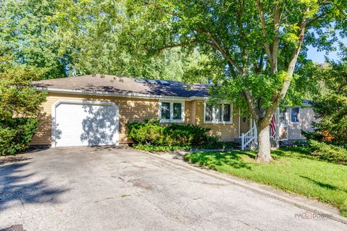 20831 N Maple Ct, Deerfield, IL, 60015-3571 | Card Image