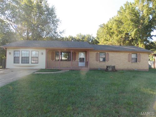 251 Hampton Ct, Poplar Bluff, MO, 63901-6709 | Card Image
