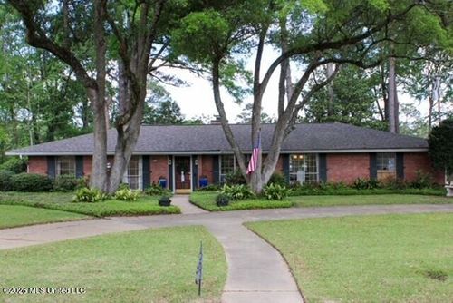 3918 Rhymes Pl, Jackson, MS, 39211-6748 | Card Image