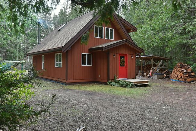 4644 Irvines Landing Road, House other with 3 bedrooms, 2 bathrooms and 6 parking in Pender Harbour BC | Image 1