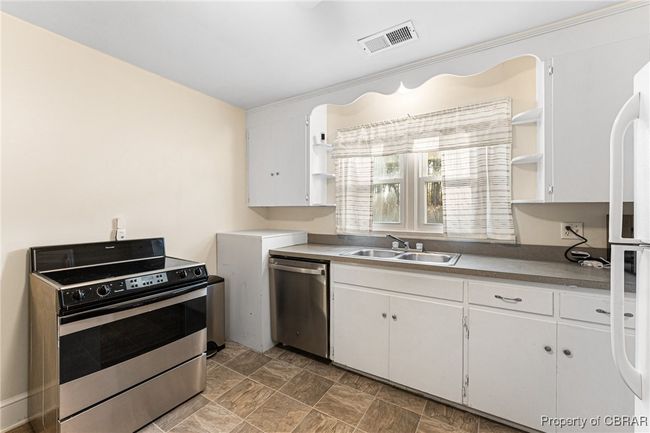 6034 Windmill Point Rd, House other with 3 bedrooms, 3 bathrooms and null parking in White Stone VA | Image 25