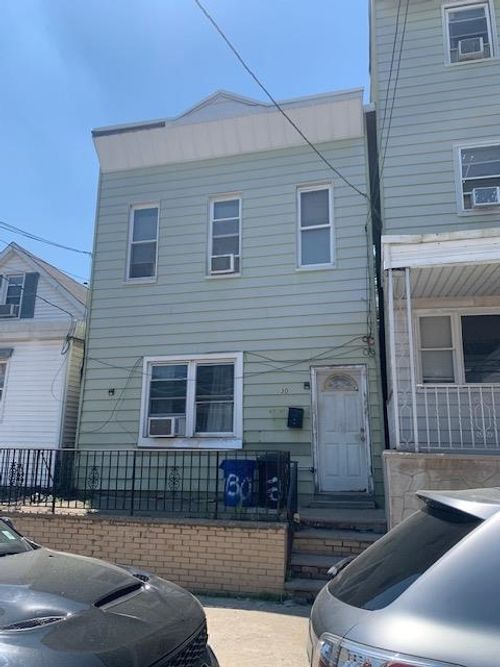 30 18th St, Bayonne, NJ, 07002 | Card Image