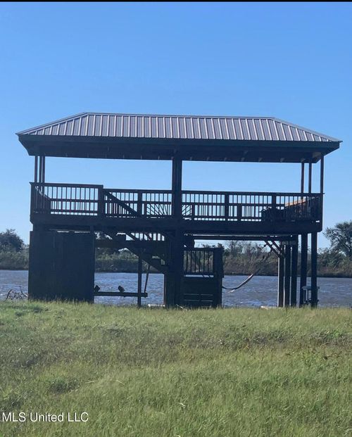 4155 Riverside Dr, Pearlington, MS, 39572-7548 | Card Image