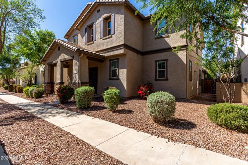 4068 E Devon Dr, Gilbert, AZ, 85296-1407 | Card Image