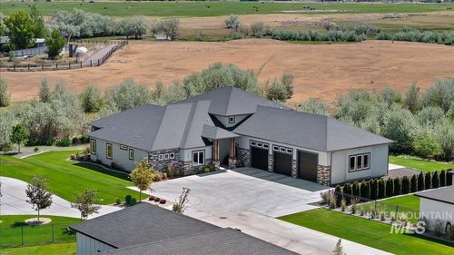 1587 Clear Creek Loop, Twin Falls, ID, 83301-8322 | Card Image