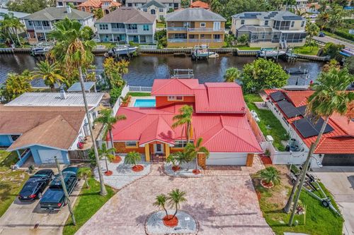 325 W Martin Luther King Jr Dr, TARPON SPRINGS, FL, 34689-2668 | Card Image