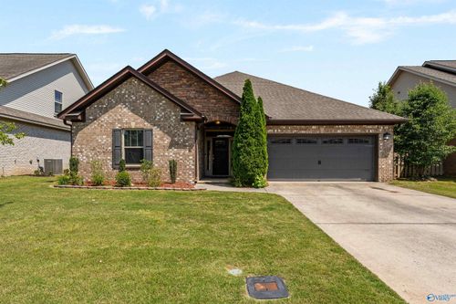 3013 Mallard Point Dr Se, Owens Cross Roads, AL, 35763-8537 | Card Image