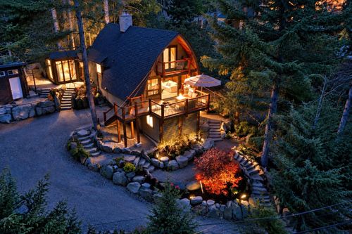 9226 Emerald Dr, Whistler, BC, V8E0G5 | Card Image