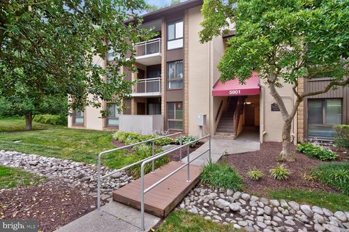5-s5-5901 Tamar Dr, COLUMBIA, MD, 21045-4051 | Card Image