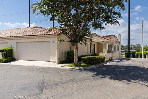 407 Thunderbird Ct, Fullerton, CA, 92835 | Card Image