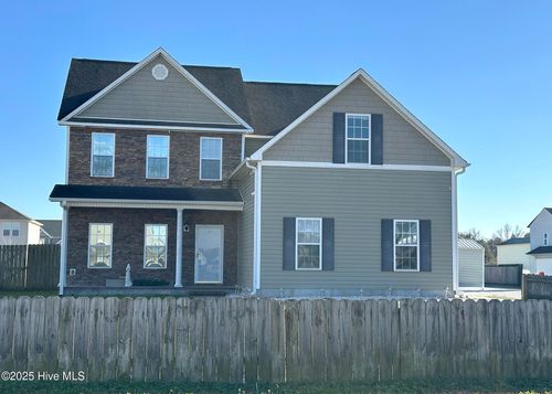 302 Esquire Dr, Richlands, NC, 28574-8443 | Card Image