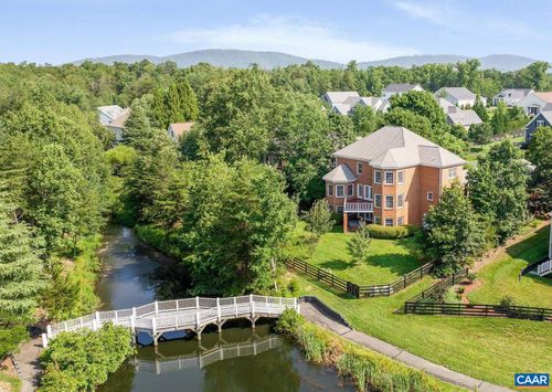 2420 Pendower Ln, KESWICK, VA, 22947-9192 | Card Image