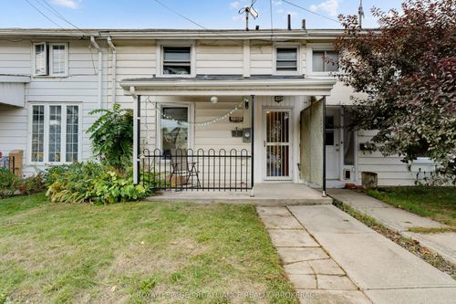 318 Sydenham St, Kingston, ON, K7K3M9 | Card Image