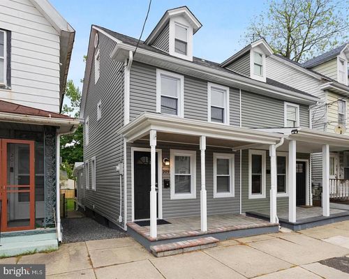 203 Mill St, MOUNT HOLLY, NJ, 08060-1821 | Card Image