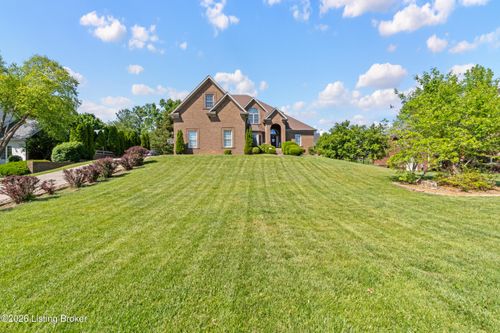 6223 Perrin Dr, Crestwood, KY, 40014-8962 | Card Image