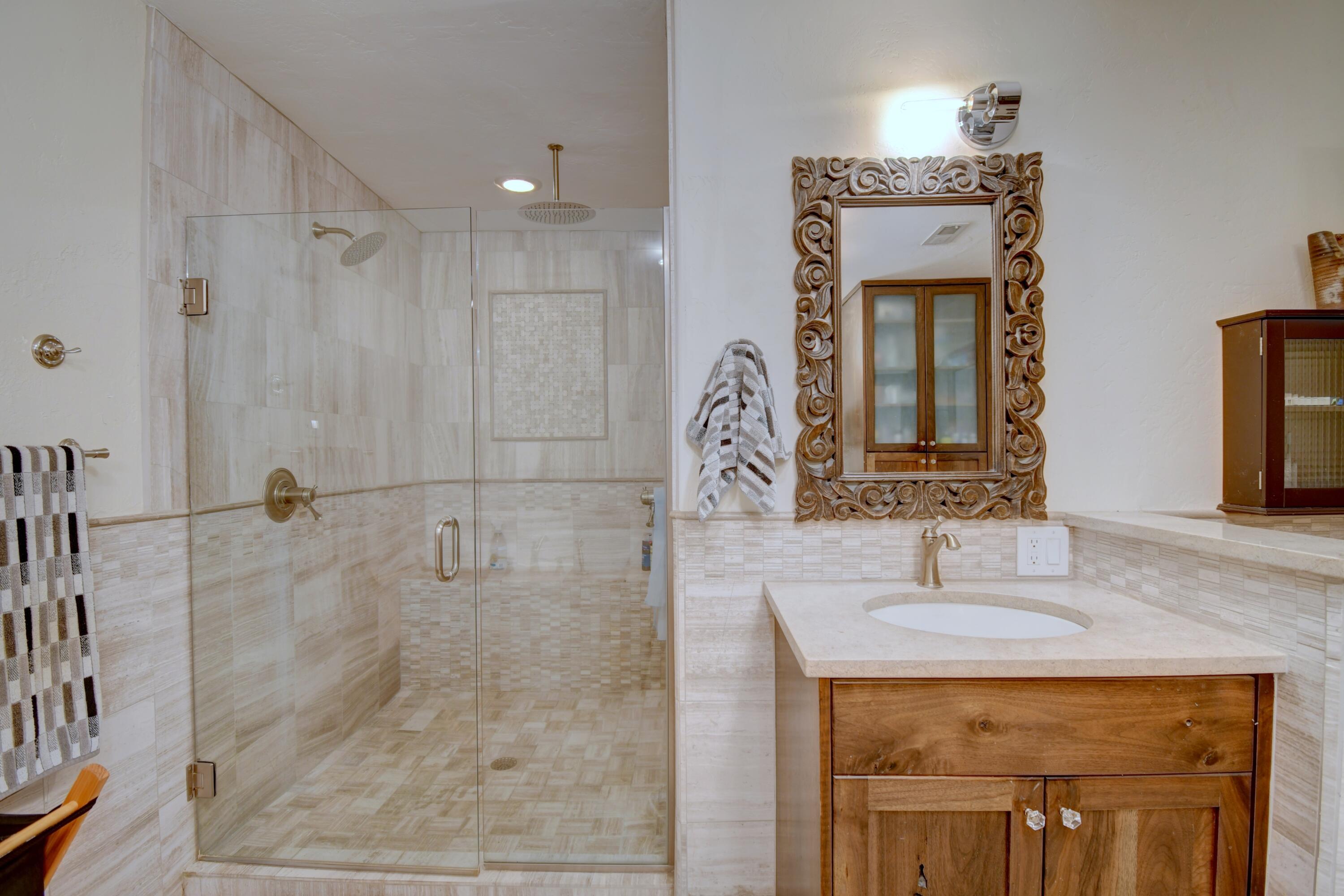 Simms Ave, Albuquerque, NM 87108